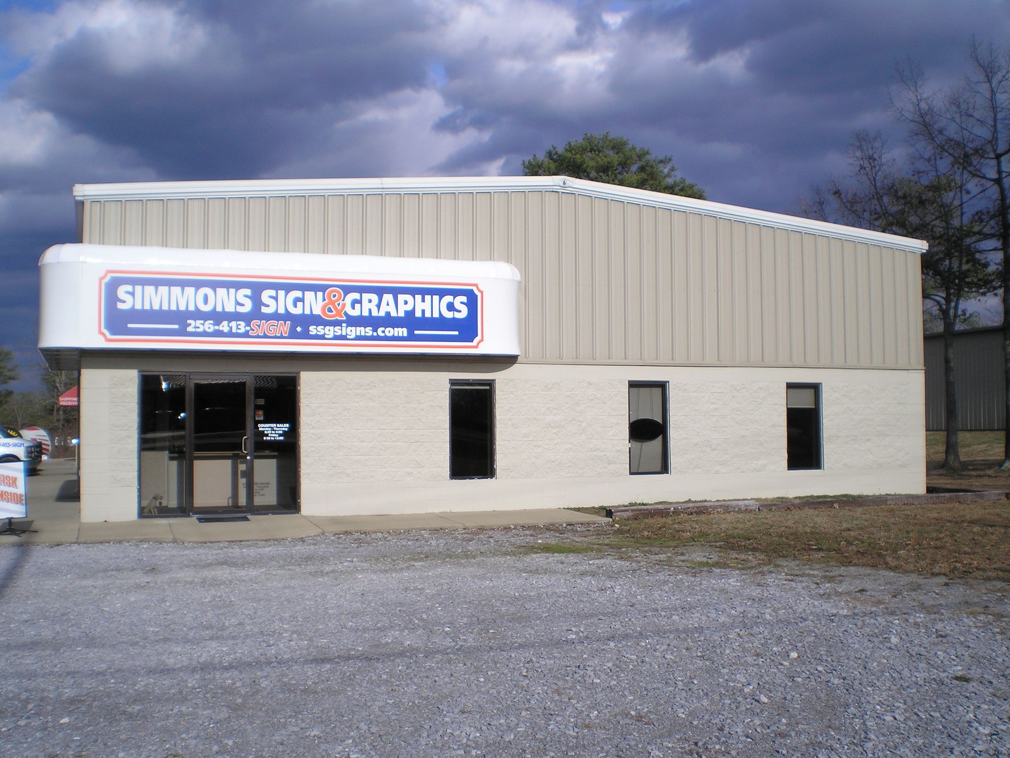 simmons-sign-graphics-pic