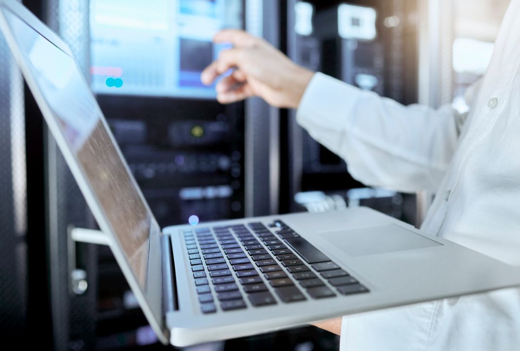 DNS Configuration and Service Continuity Management DNS management, service continuity, network configuration, transfer monitoring, system administration