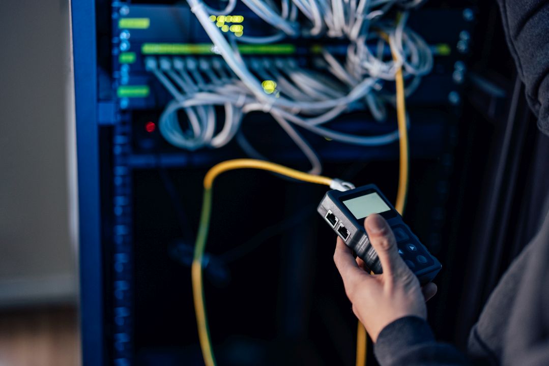 DNS troubleshooting, network diagnostics, system administration, technical support, DNS tools
